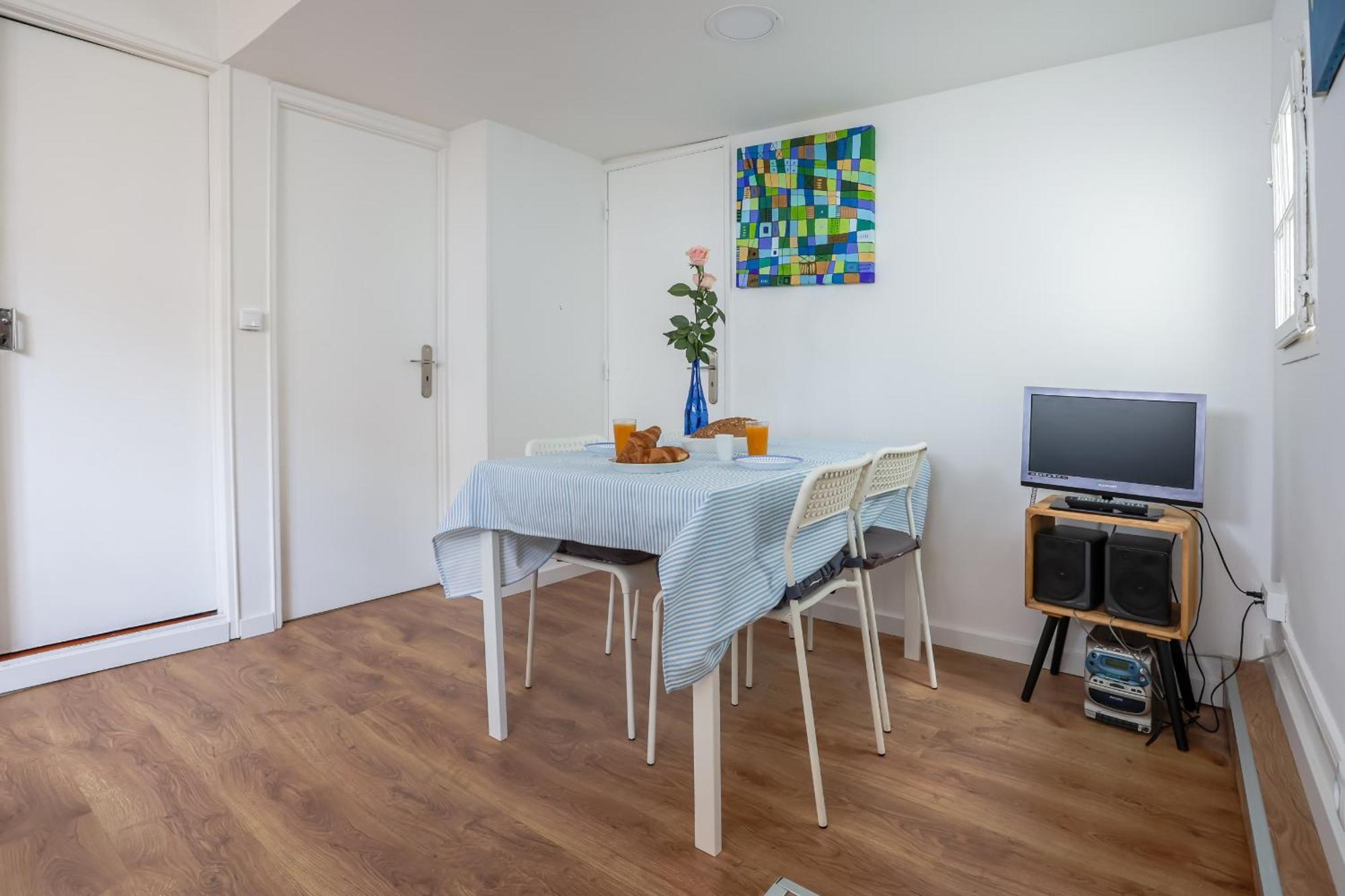 Cozy 3 Bedroom Apt In Lively Bairro Alto Lisboa Екстериор снимка